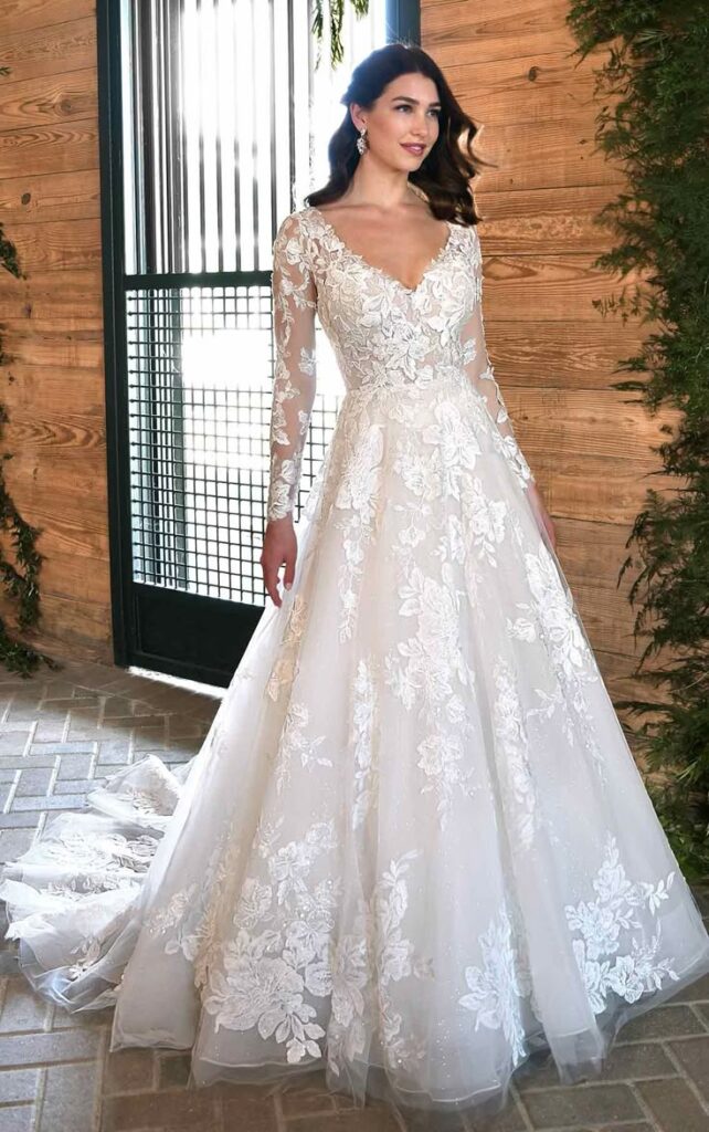 Long Sleeve Lace Wedding Dress