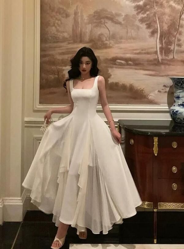 Square Neck Wedding Dresses